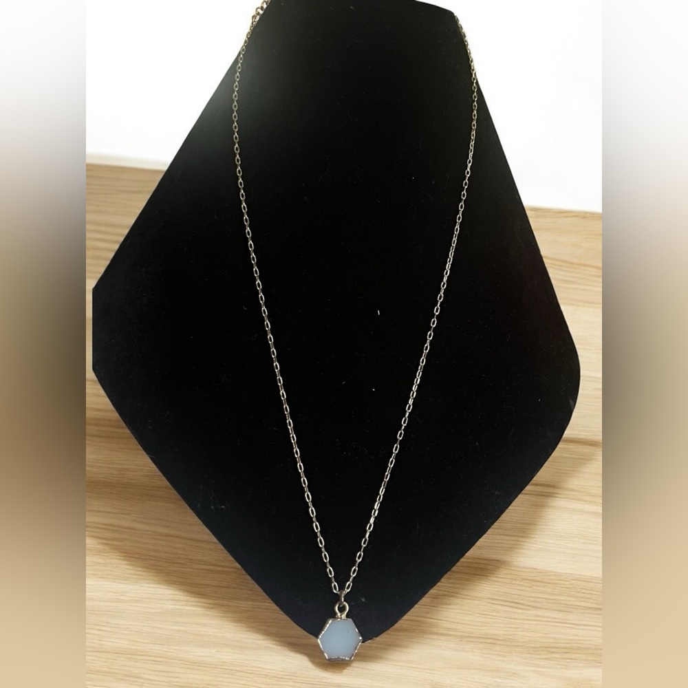 Minimalist Design Gold Tone Hexagonal Pendant Necklace